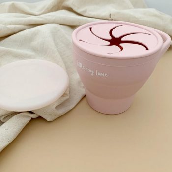 Silicone blush colour cup for holding snacks full size view