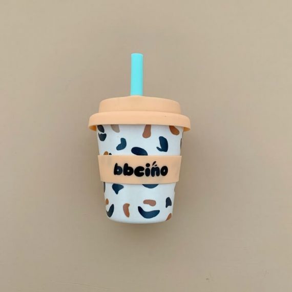cup wild thing print with straw