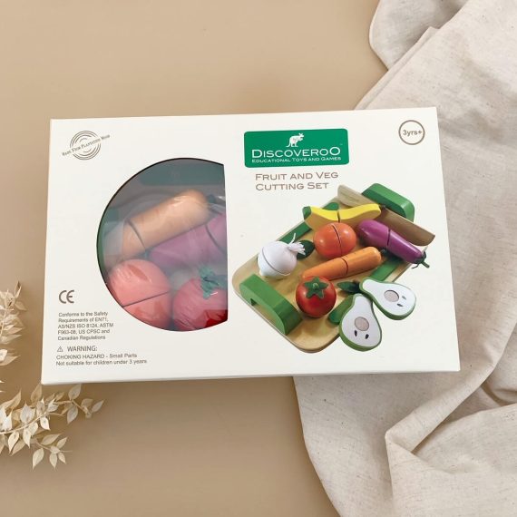 Fruit And Vegetable Cutting Set in packaging