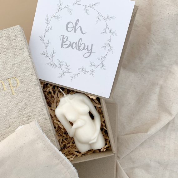 Oh Baby Pregnancy Gift Box close up right side