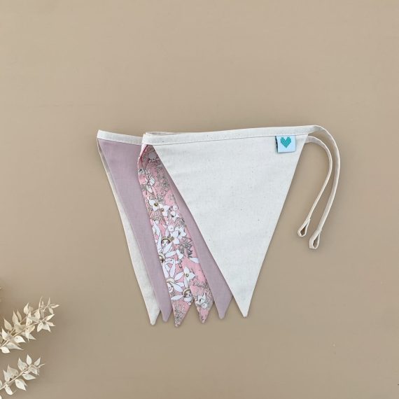 nursery bunting snugglepot dusty pink oatmeal main view